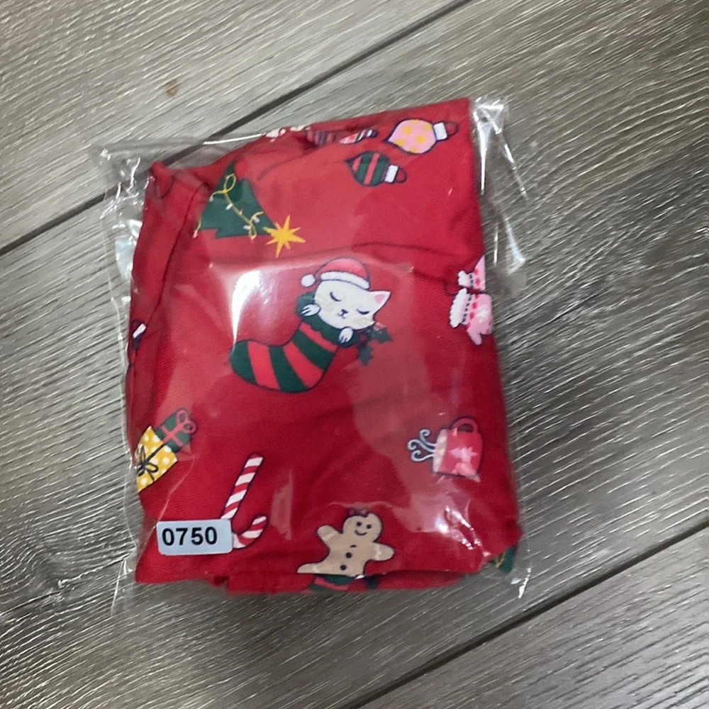 NWOT! The‎ Children’s Place Holiday Printed Dress